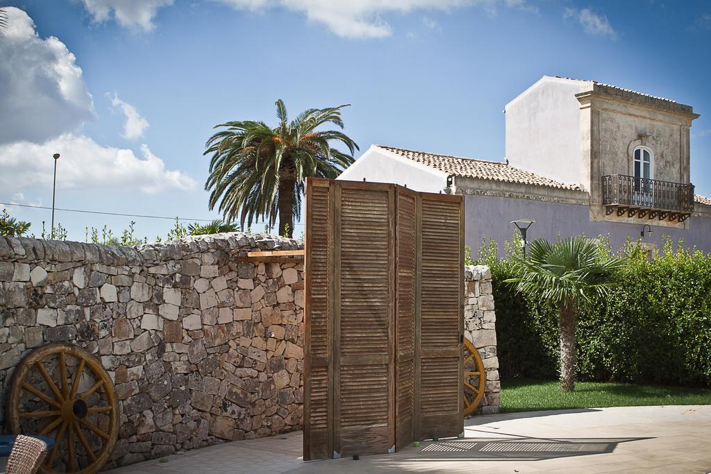 Casa Ciomod Hotell Modica Eksteriør bilde